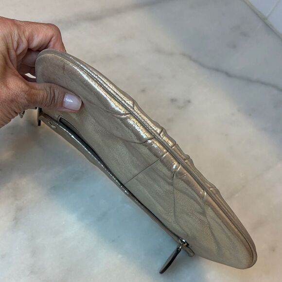Coach Metallic Champagne Gold Shimmer Pleated Leather XL Wristlet Clutch F45263 - Picture 8 of 15